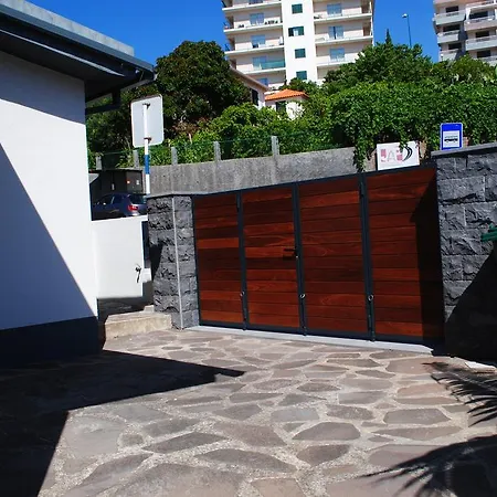 Terrace Vila * Nogueira (Madeira)